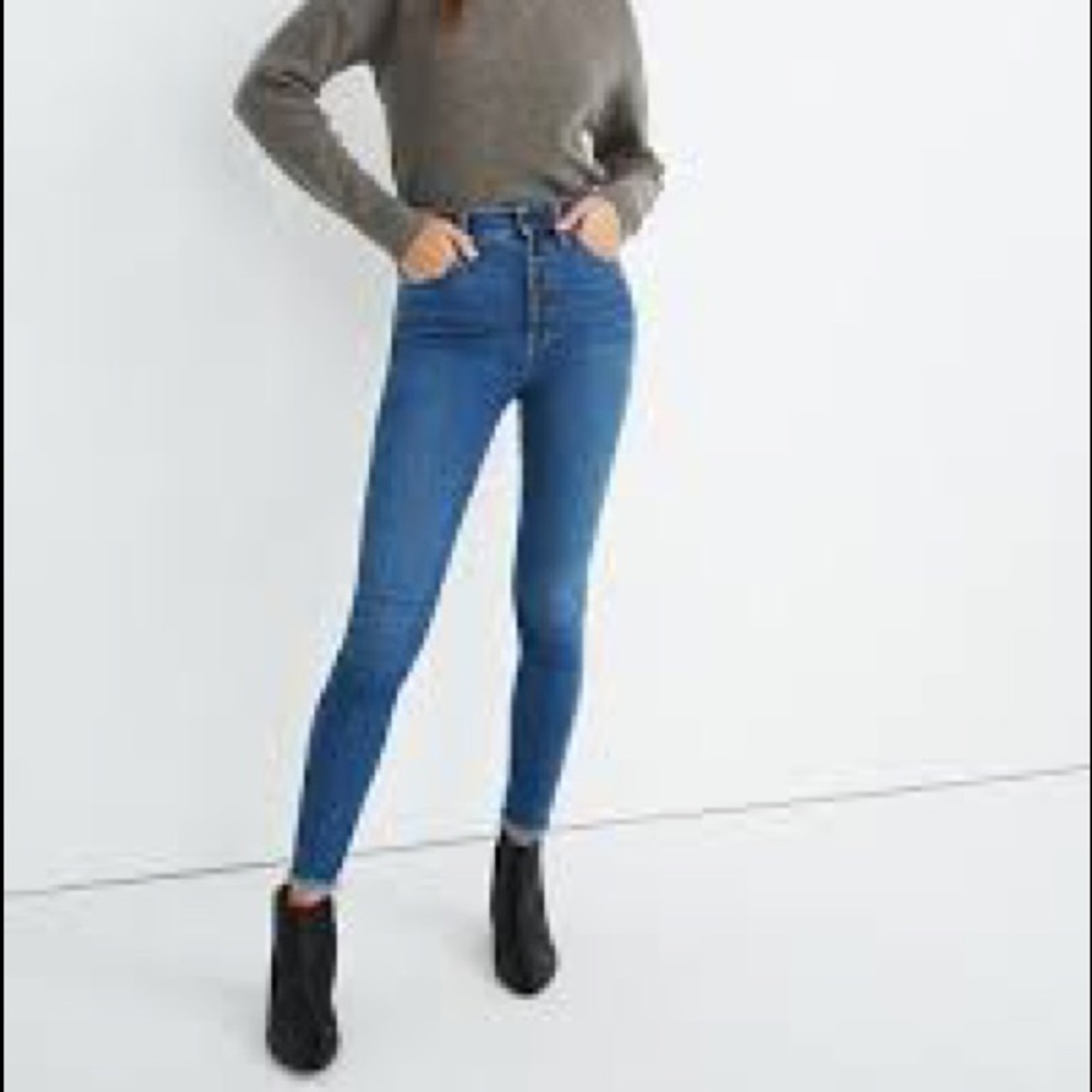 Madewell 10” high rise in medium wash.